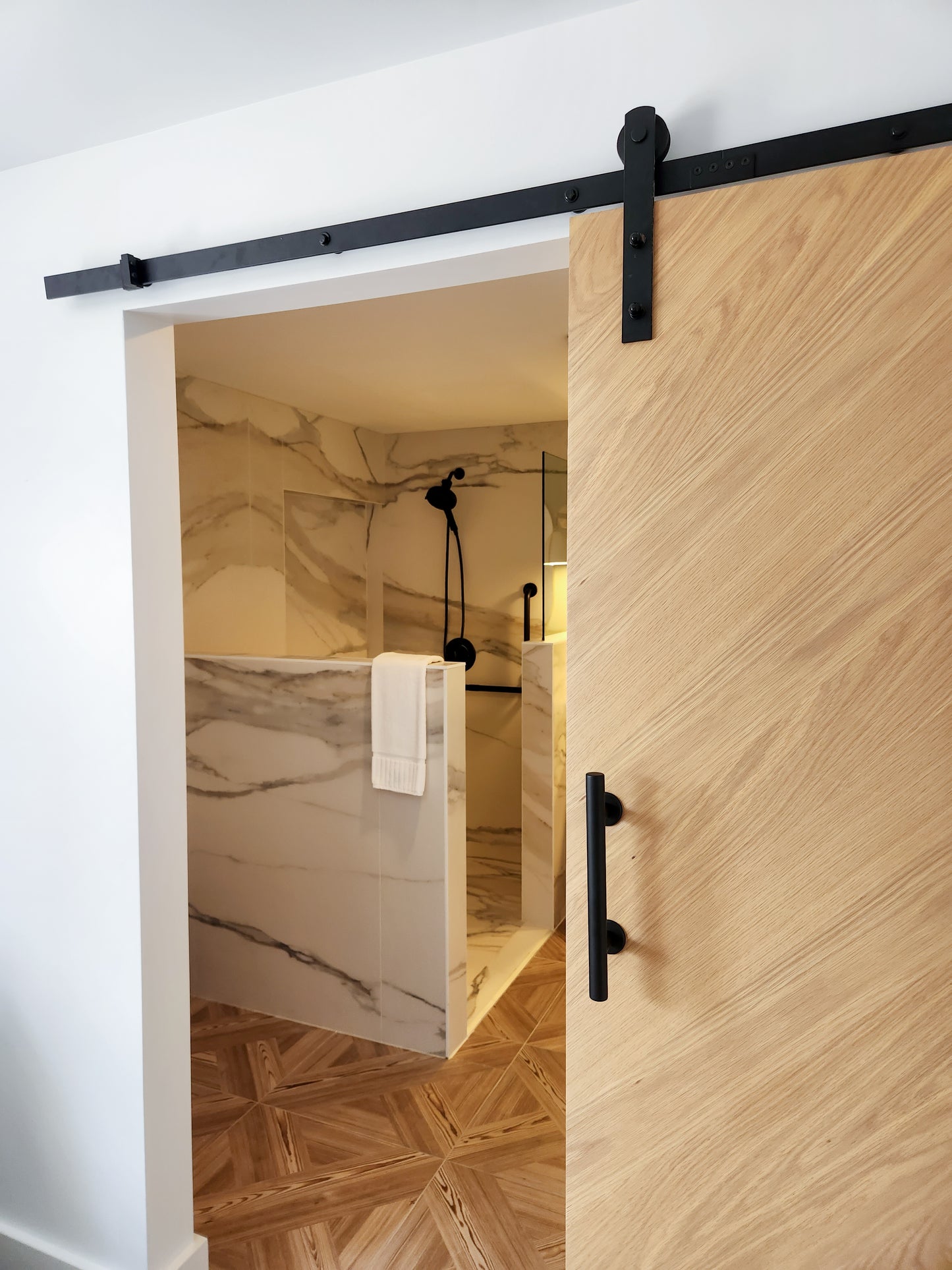 South Wing Accessible King Guestroom