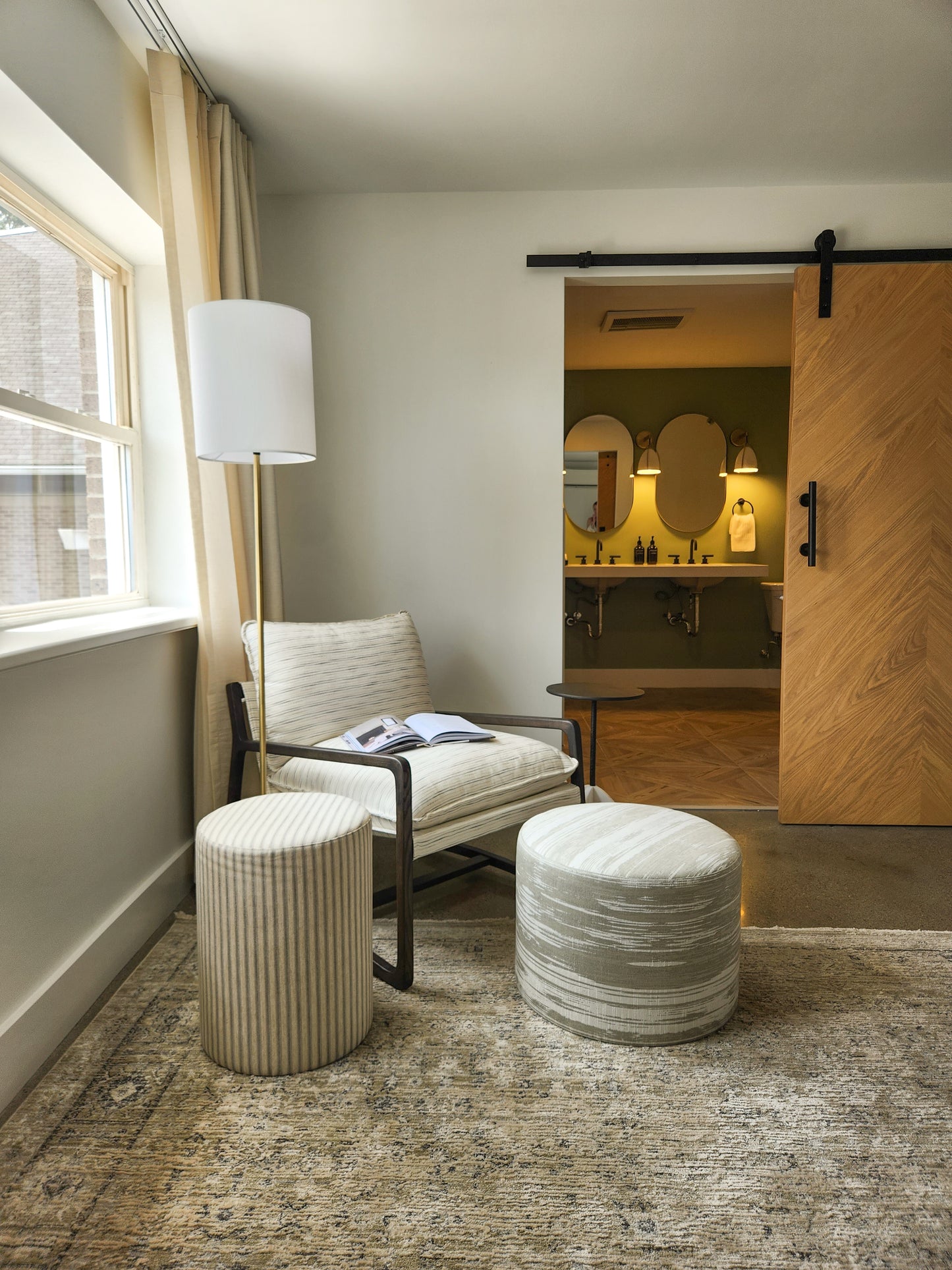 South Wing Accessible King Guestroom